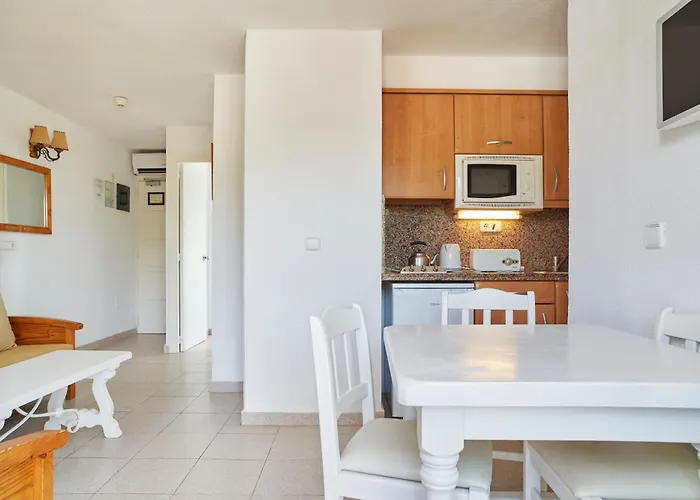 Aptos Casa Luis By Invisa Aparthotel Santa Eularia des Riu